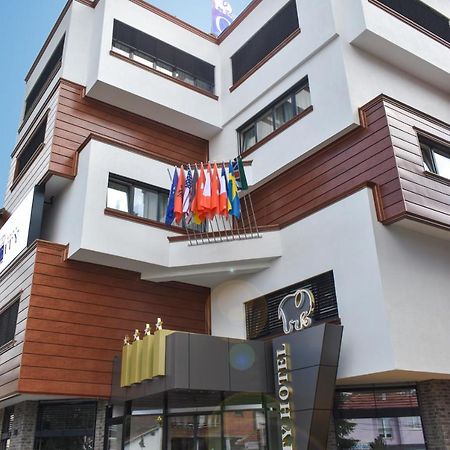 City Hotel Prizren Extérieur photo