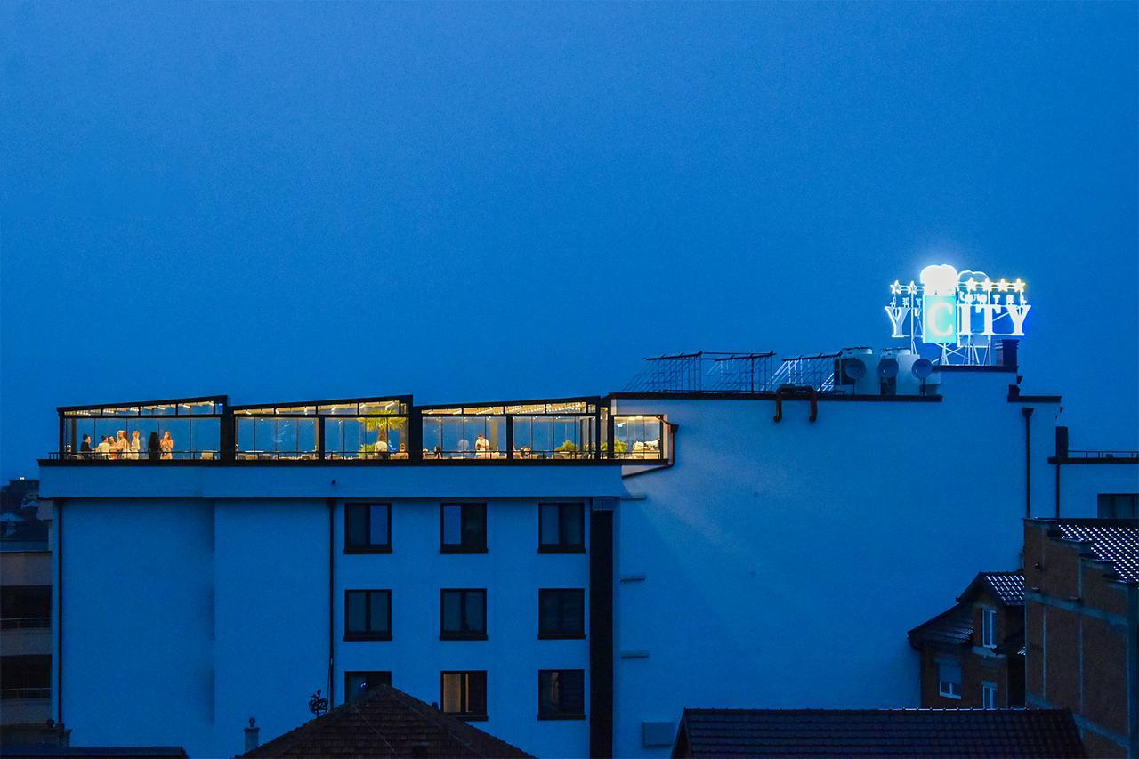 City Hotel Prizren Extérieur photo